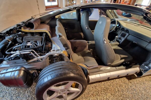 12-Campanula-camping-museum-Porsche