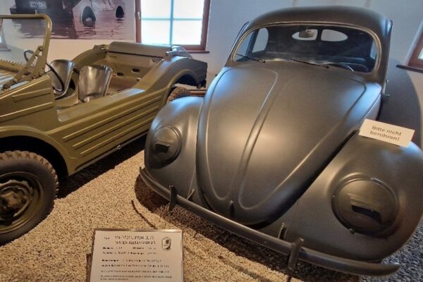 2-Campanula-camping-museum-Porsche