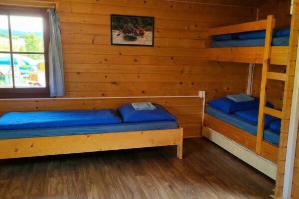Campanula-camping-vybaveni-chatky-2026-8
